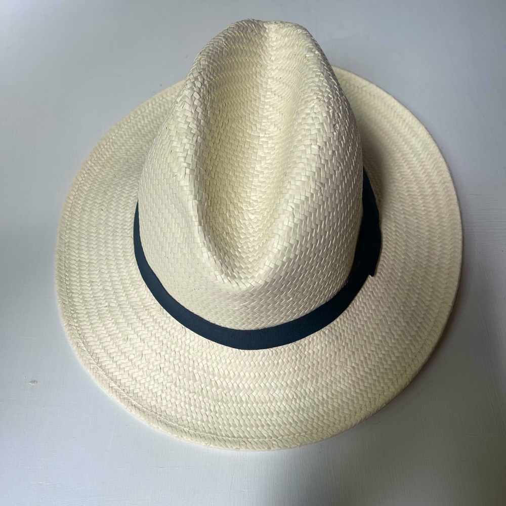 NWT NORDSTROM Rack Fedora Hat in Ivory Straw & Black Band Women’s O/S